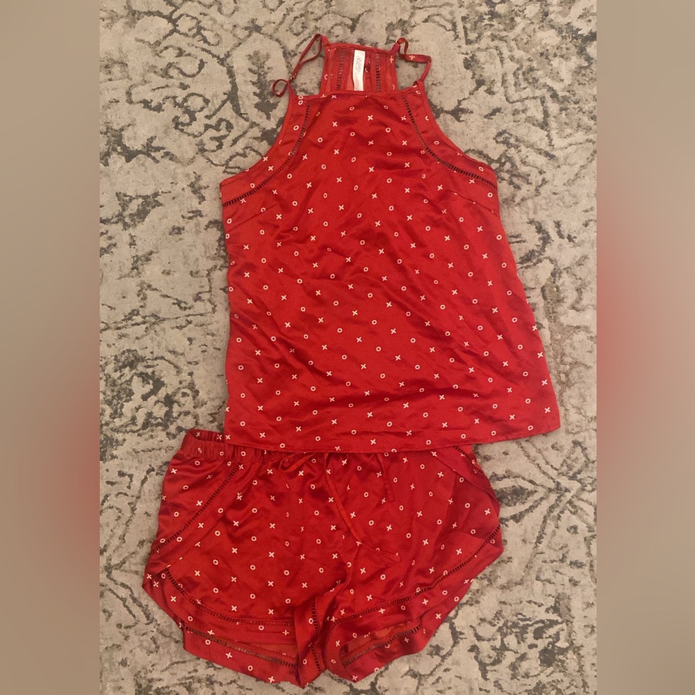 Women’s Red XOXO Silky/Satin Feel Matching Pajama Set